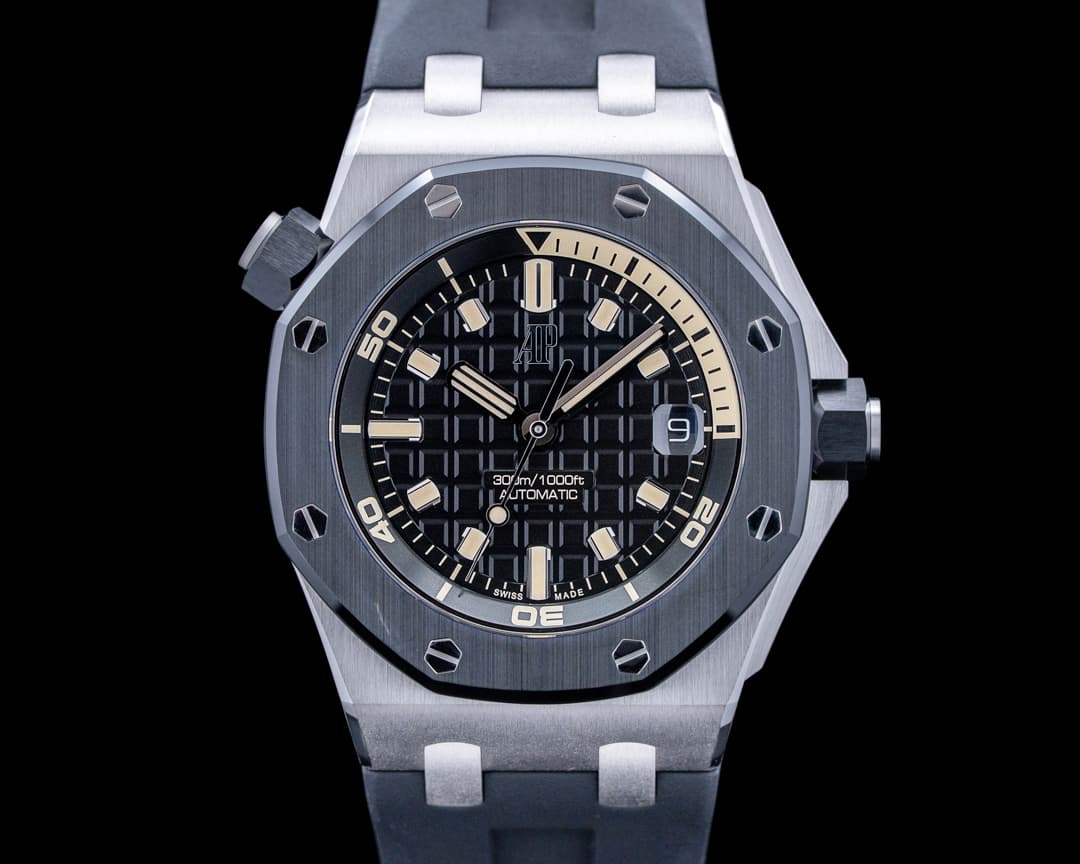 Image of Audemars Piguet 15720CN Royal Oak Offshore Diver 18K White Gold Black Dial LIMITED