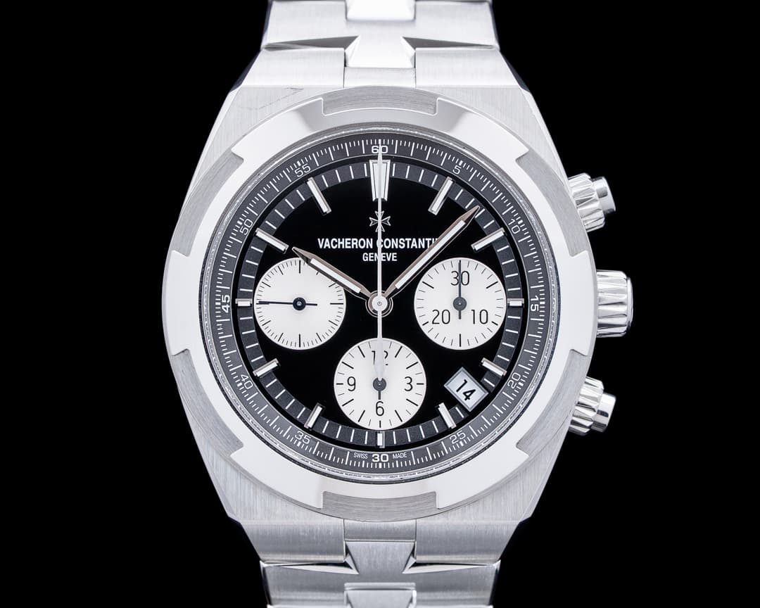 Vacheron Constantin 5520V Overseas Chronograph SS Black Dial