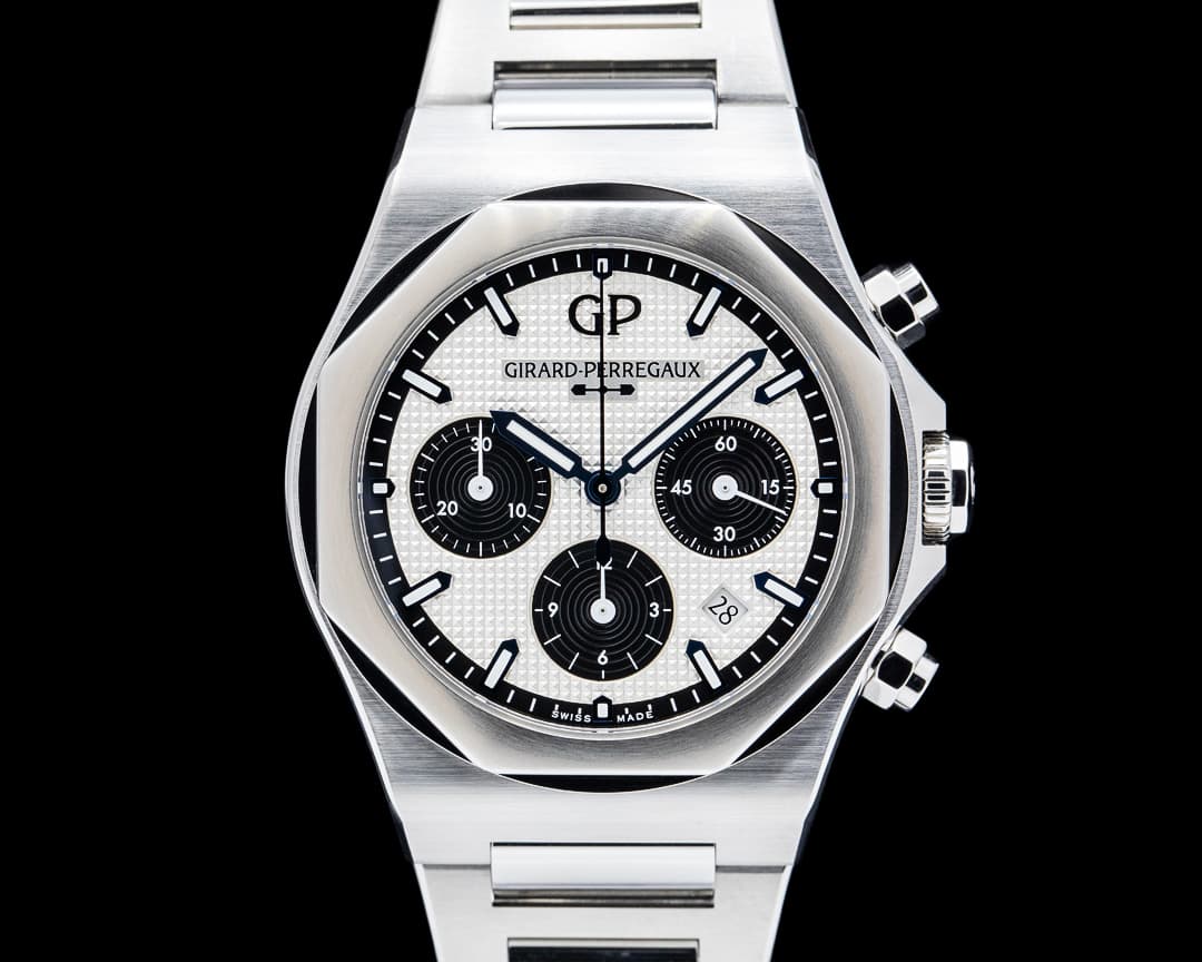 Girard Perregaux 81020 Laureato SS Silver Dial