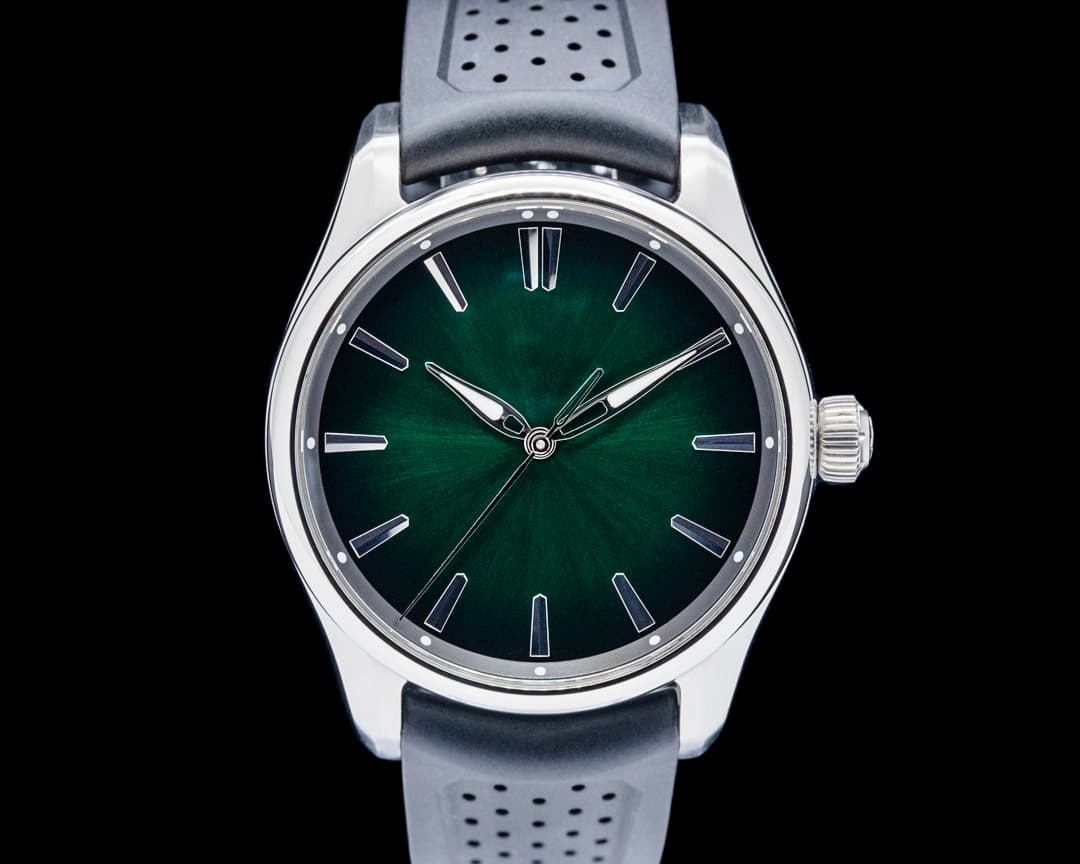 Image of H. Moser and Cie. Pioneer Centre Seconds SS Green Fume Dial 2025