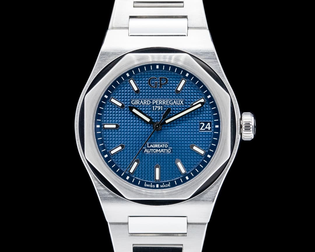 Image of Girard Perregaux Laureato 42MM Automatic SS Blue Dial