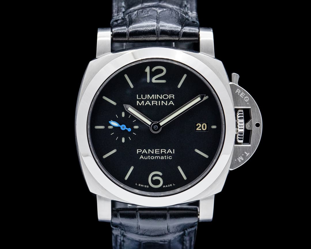 Image of Panerai PAM01372 Luminor Quaranta SS Black Dial