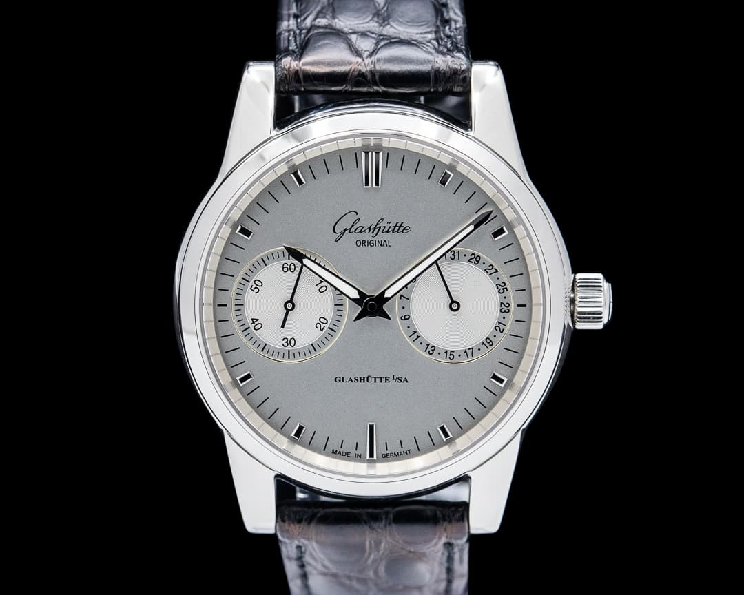 Image of Glashutte Original Senator Hand Date SS Silver Dial