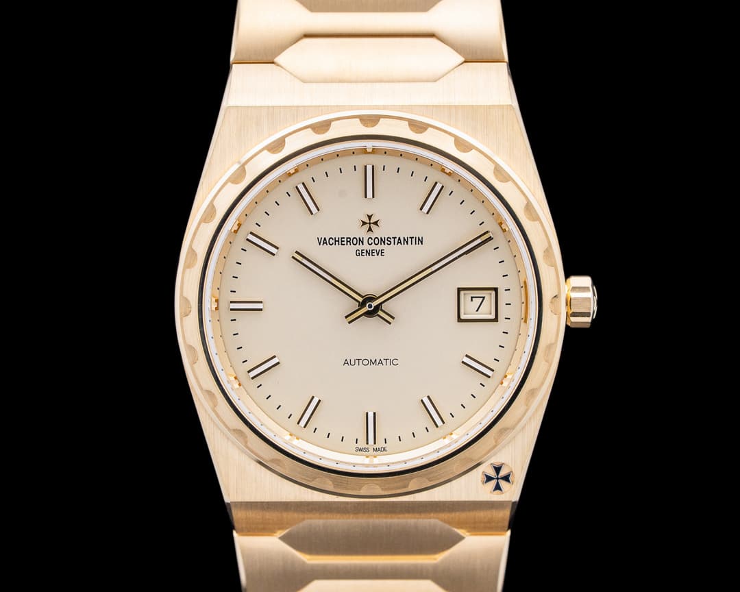 Image of Vacheron Constantin 4200H Historiques 222 18K Yellow Gold Champagne Dial