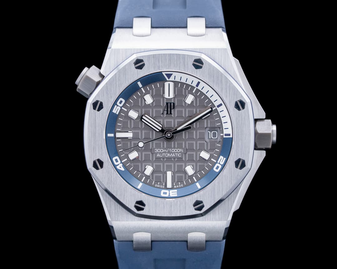 Audemars Piguet 15720ST Royal Oak Offshore Diver SS Gray Dial