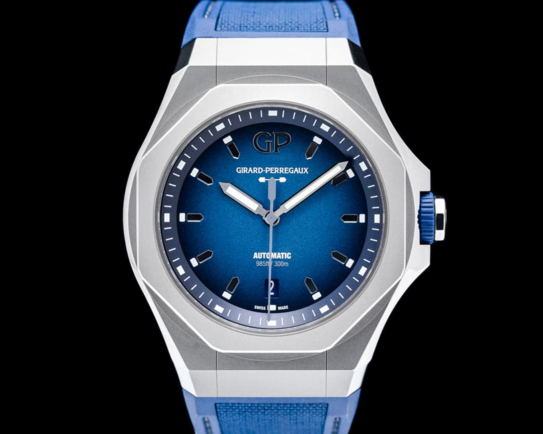 Image of Girard-Perregaux Laureato Absolute Ti230 Titanium Blue Dial LIMITED