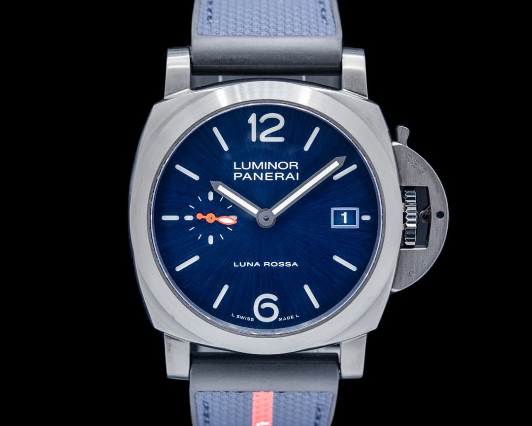 Image of Panerai PAM01408 Luminor Quaranta SS DLC Luna Rossa Blue Dial LIMITED