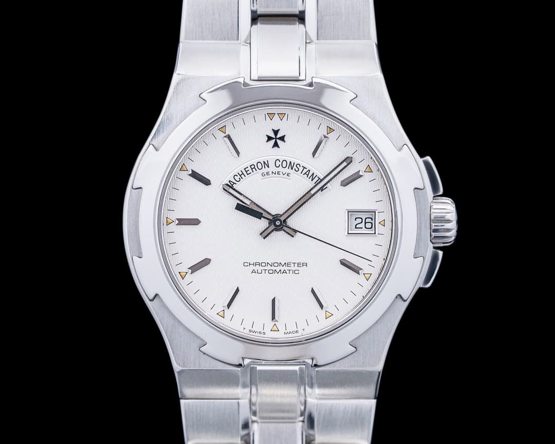 Image of Vacheron Constantin 42042/423A Overseas SS Silver Dial