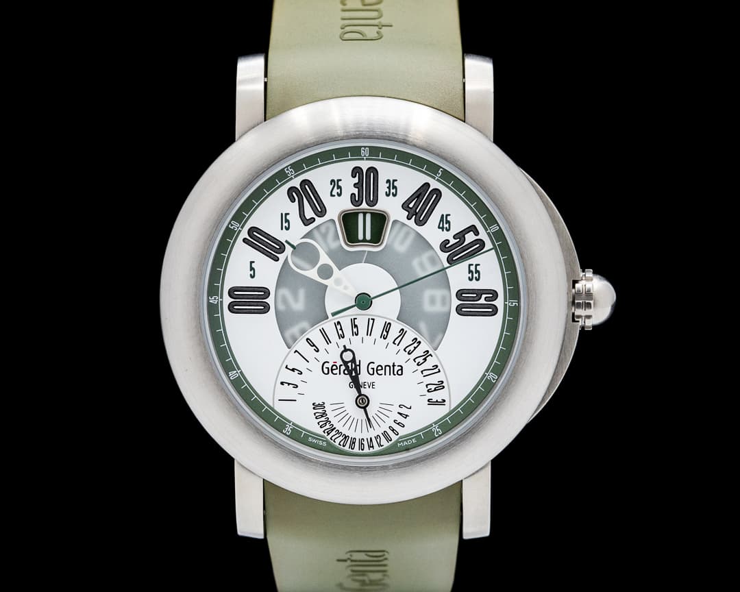 Image of Gérald Genta Arena Bi Retro Sport Titanium White Dial