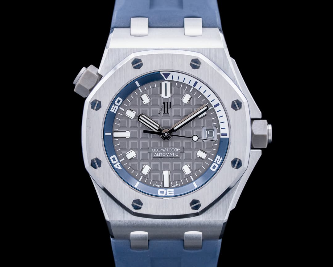 Audemars Piguet 15720ST Royal Oak Offshore Diver SS Gray Dial