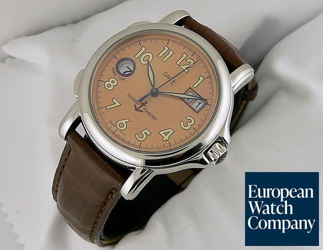 Image of Ulysse Nardin GMT +/- Big Date Salmon Dial