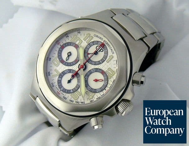 Image of Girard-Perregaux Laureato EVO3 Chrono SS White Dial
