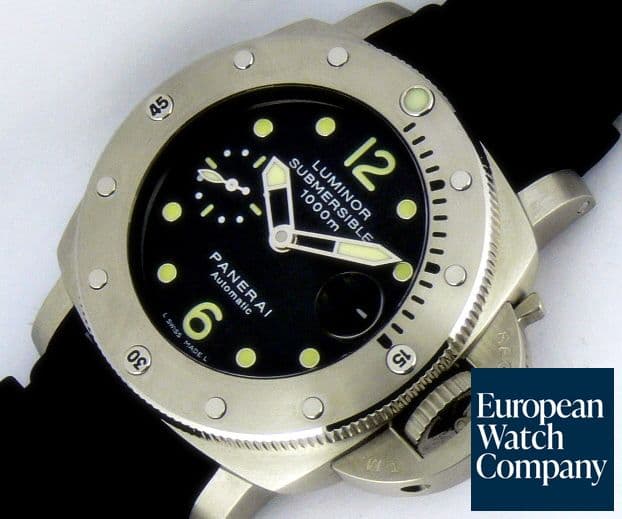 Image of Panerai Luminor Submersible
Stainless