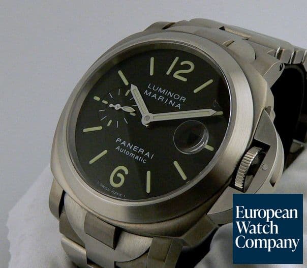 Image of Panerai Luminor Marina 44 Auto 
Titanium/Titanium