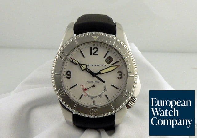 Image of Girard Perregaux Sea Hawk II SS/Strap white