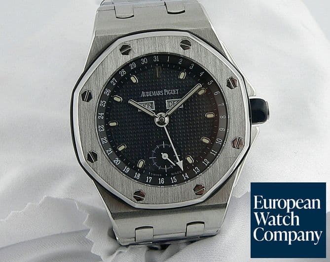 Image of Audemars Piguet Royal Oak Offshore Triple Date