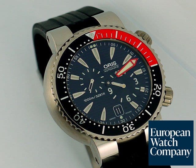 Image of Oris PEDRO Divers Date Black Dial Rubber Strap 
