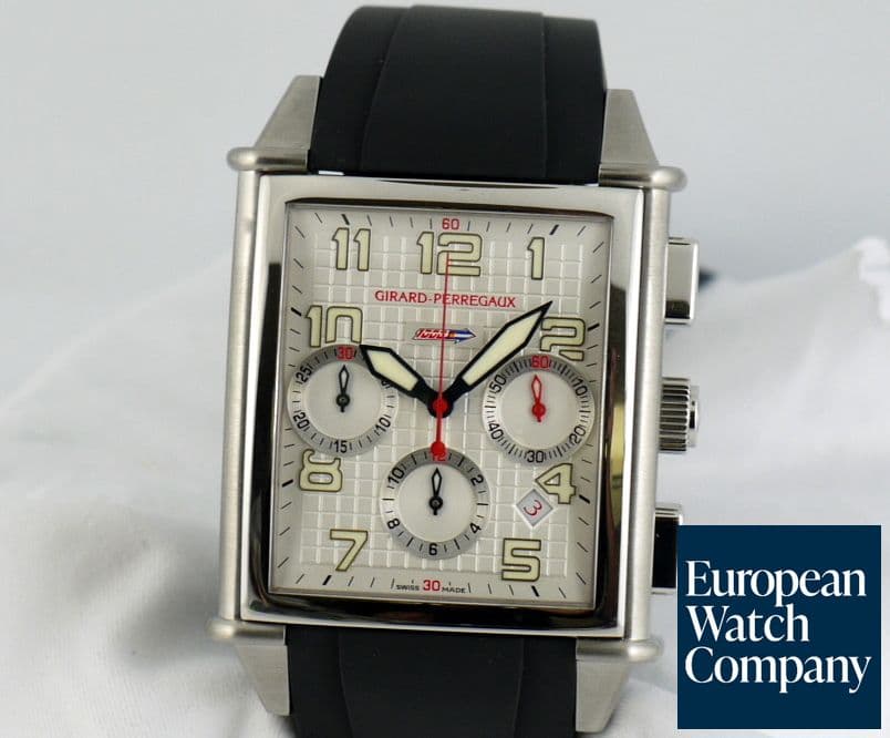 Image of Girard Perregaux Vintage 1945 Chrono XXL
Silver Dial