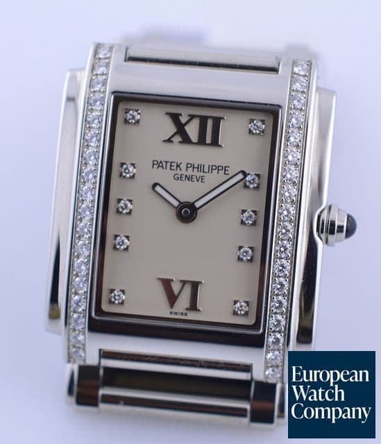 Image of Patek Philippe Twenty-4 4910 SS/SS Cream Dial 