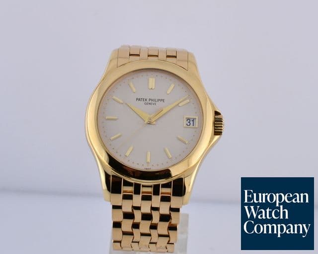 Image of Patek Philippe Calatrava 18K Yellow Gold / Bracelet 37MM 