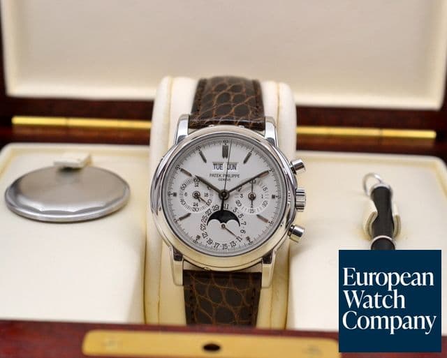Image of Patek Philippe Perpetual Calendar Chronograph Platinum Silver Dial