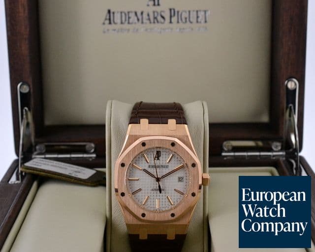 Image of Audemars Piguet Royal Oak Jumbo 18K RG White Dial 