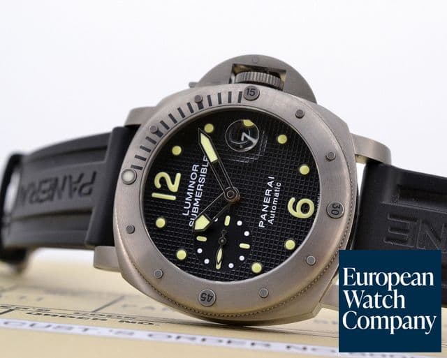 Image of Panerai Luminor Submersible Titanium / Rubber