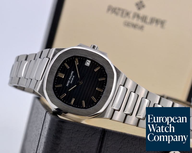 Image of Patek Philippe Nautilus Mid Size Quartz SS / SS 