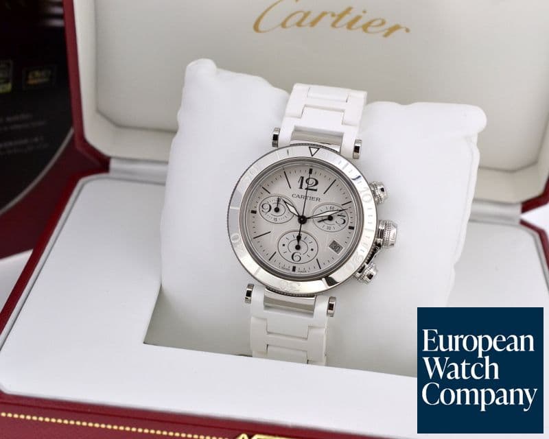 Image of Cartier Pasha Seatimer Chronograph
SS / White Rubber UNWORN