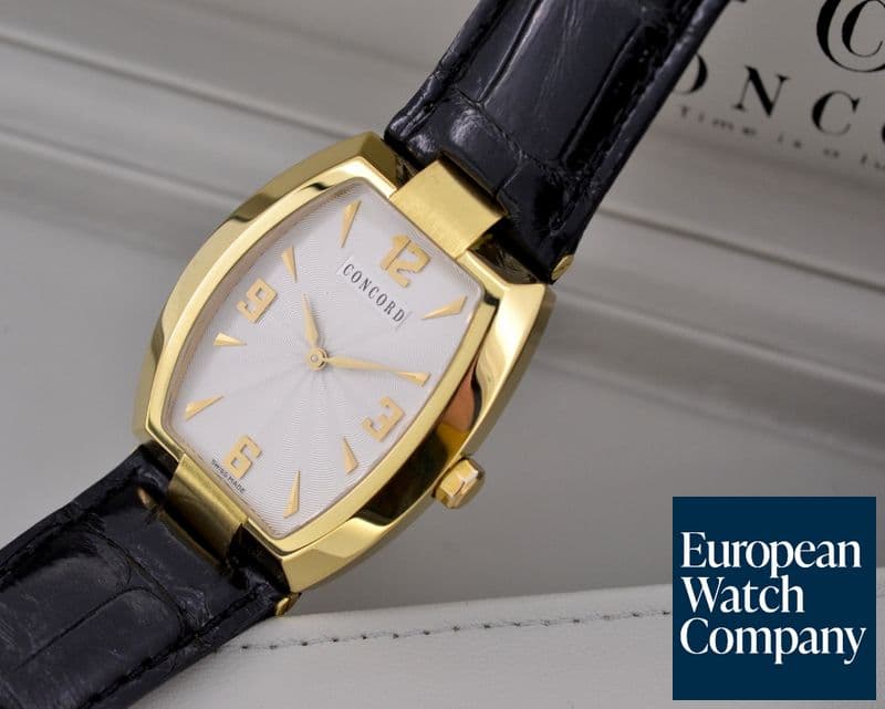 Image of Concord La Scala 18K Yellow Gold / Quartz 