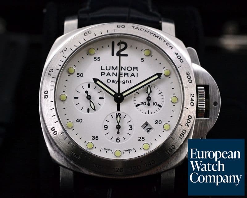 Image of Panerai Luminor Chronograph Daylight White Dial SS