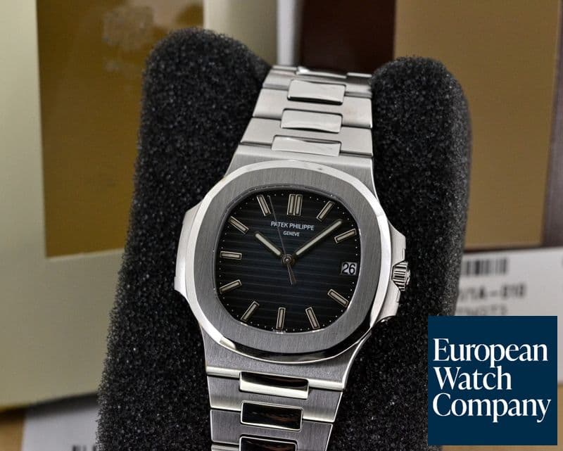 Image of Patek Philippe Jumbo Nautilus Blue Dial SS UNWORN 