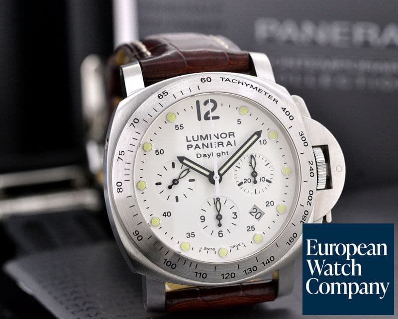 Image of Panerai Luminor Chronograph Daylight White Dial SS
