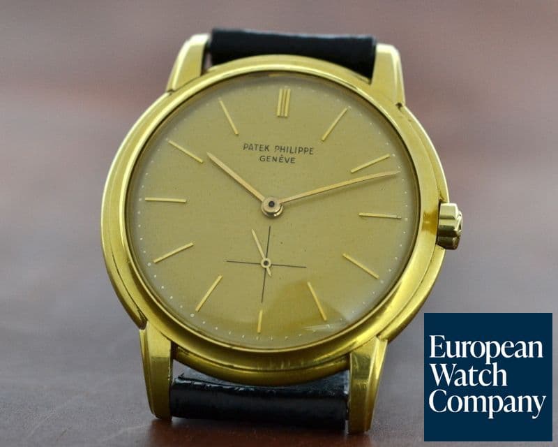 Image of Patek Philippe Calatrava 2551 Automatic 'DISCO VOLANTE' 18K Yellow Gold