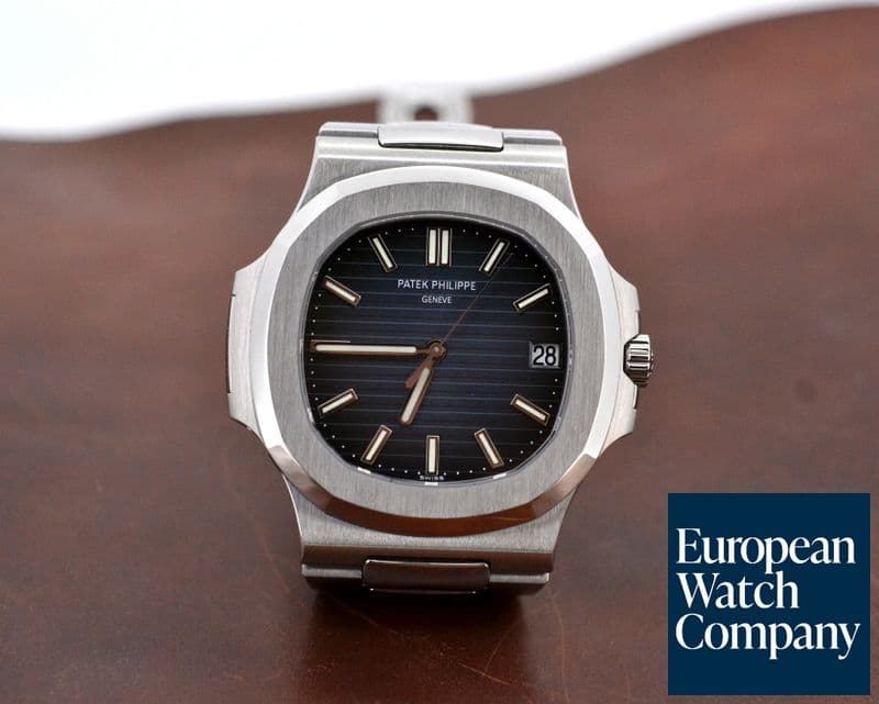 Image of Patek Philippe Jumbo Nautilus Blue Dial SS 