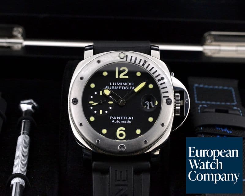 Image of Panerai Luminor Submersible SS