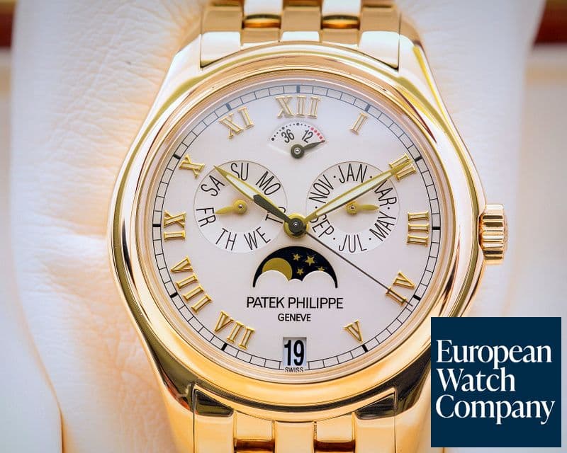 Image of Patek Philippe Annual Calendar Moonphase 18K Yellow Gold / Bracelet