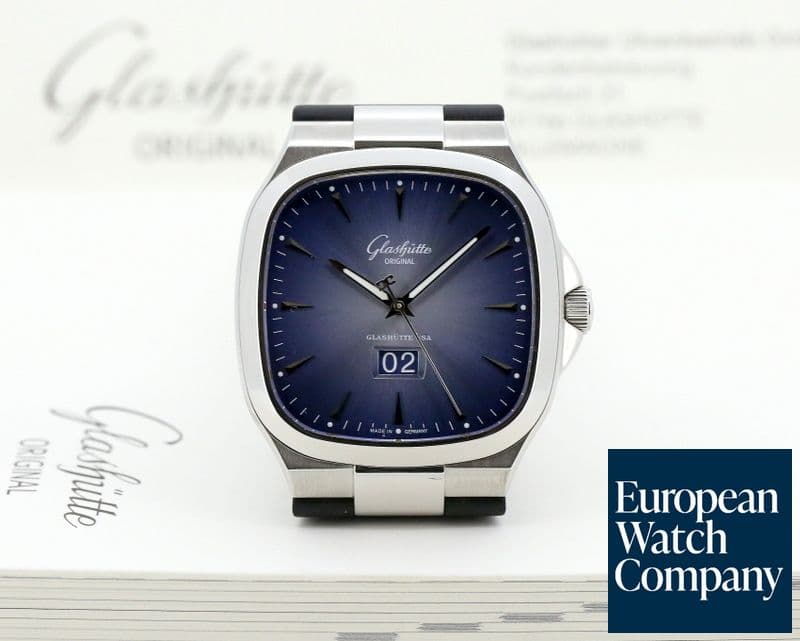 Image of Glashutte Original Senator Seventies Panorama Date SS Blue