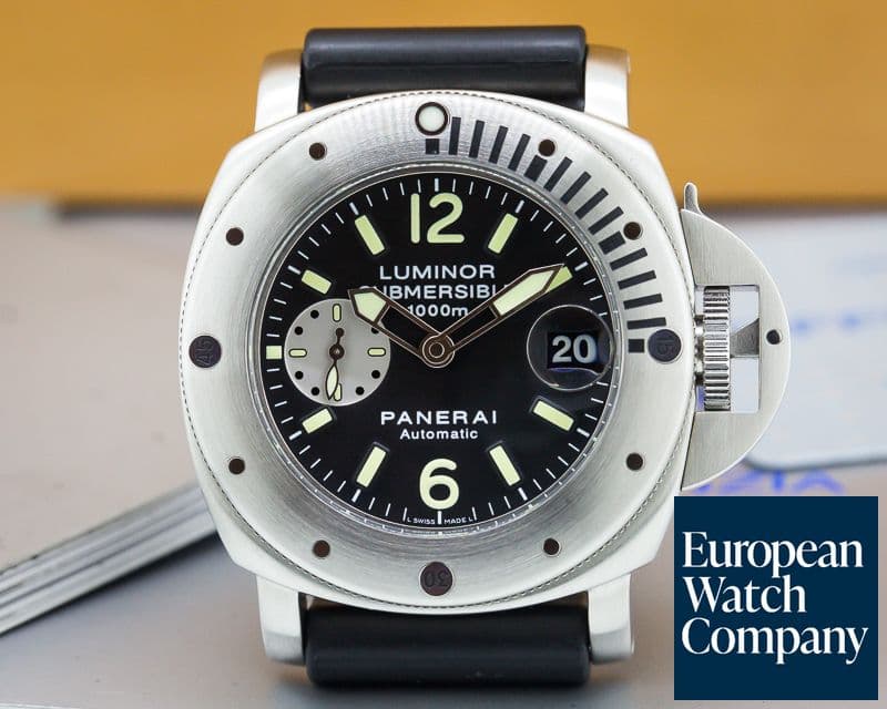 Image of Panerai Luminor Submersible "La Bomba" Steel / Rubber