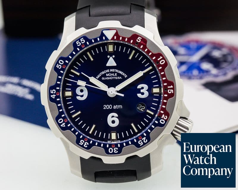 Image of Muhle Glashutte Rasmus 2000 Blue Dial