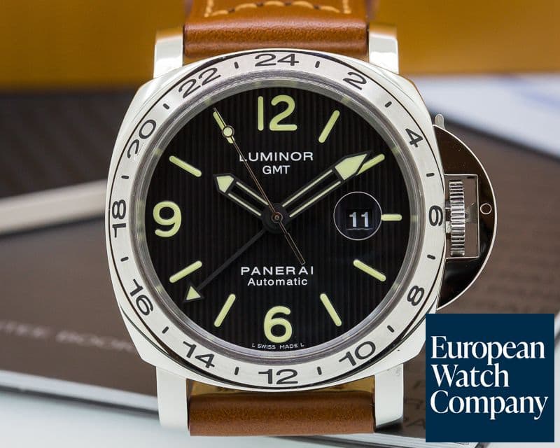 Image of Panerai Luminor GMT Tuxedo Dial SS 