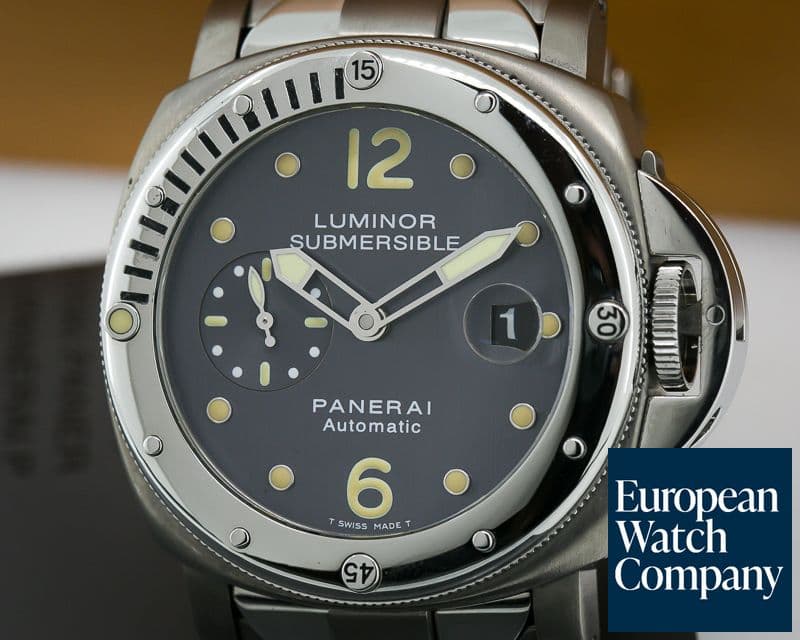 Image of Panerai Submersible Stainless and Titanium / Bracelet 