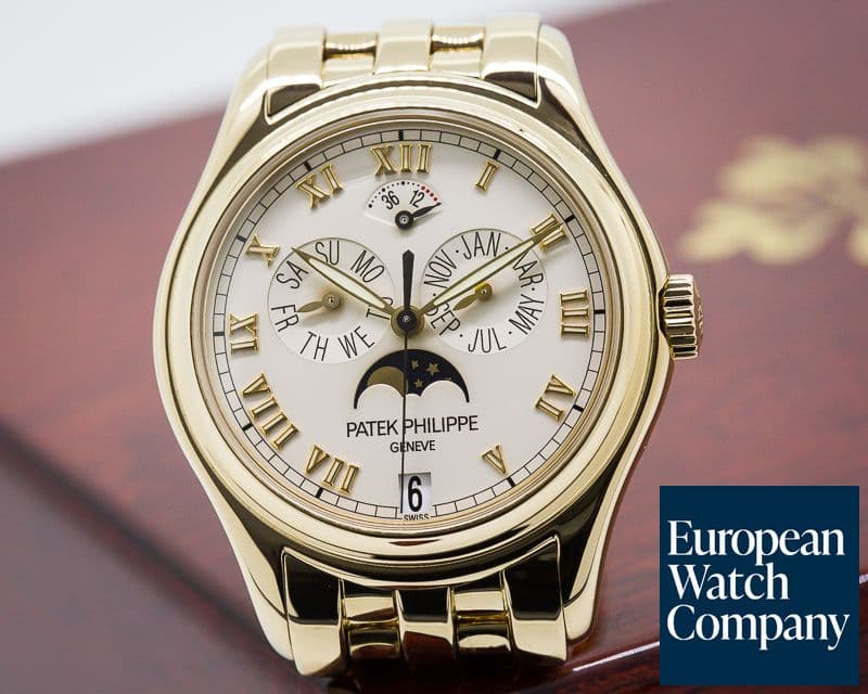 Image of Patek Philippe Annual Calendar Moonphase 18K Yellow Gold / Bracelet