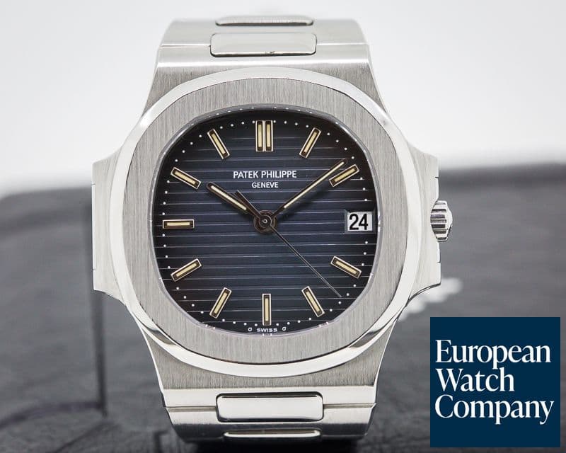 Image of Patek Philippe Nautilus Mid Size Automatic Blue Dial SS / SS 