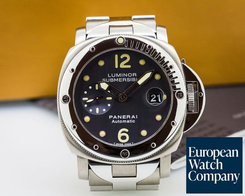 Image of Panerai Submersible Stainless and Titanium / Bracelet 