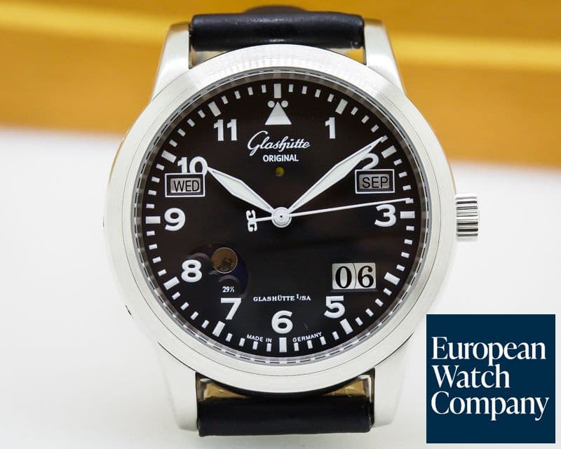 Image of Glashutte Original Navigator Perpetual Steel Black Dial