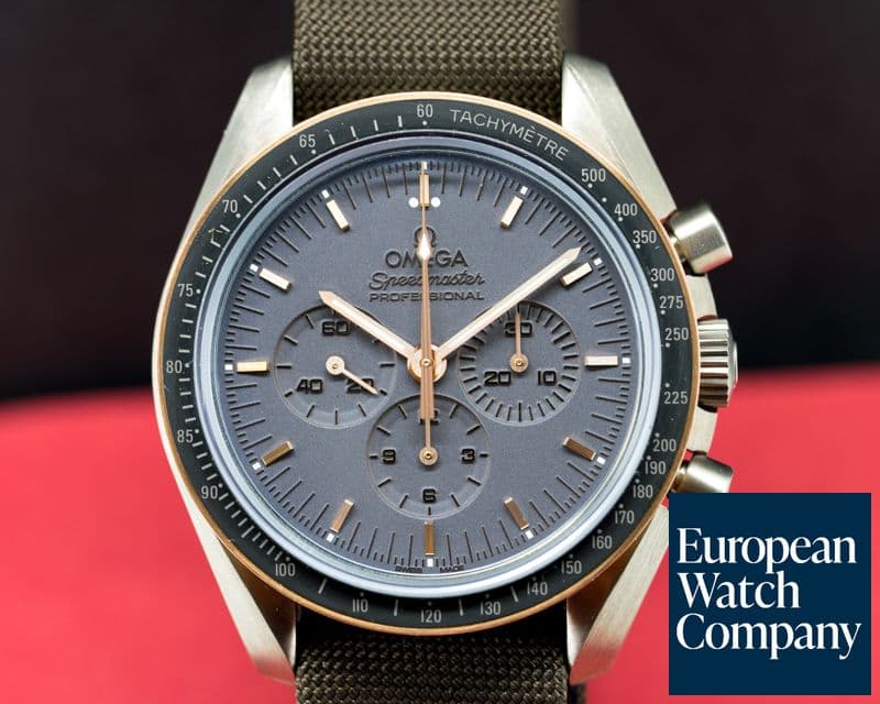Image of Omega Apollo 11 Speedmaster Moonwatch Titanium / 18K Rose Gold 
