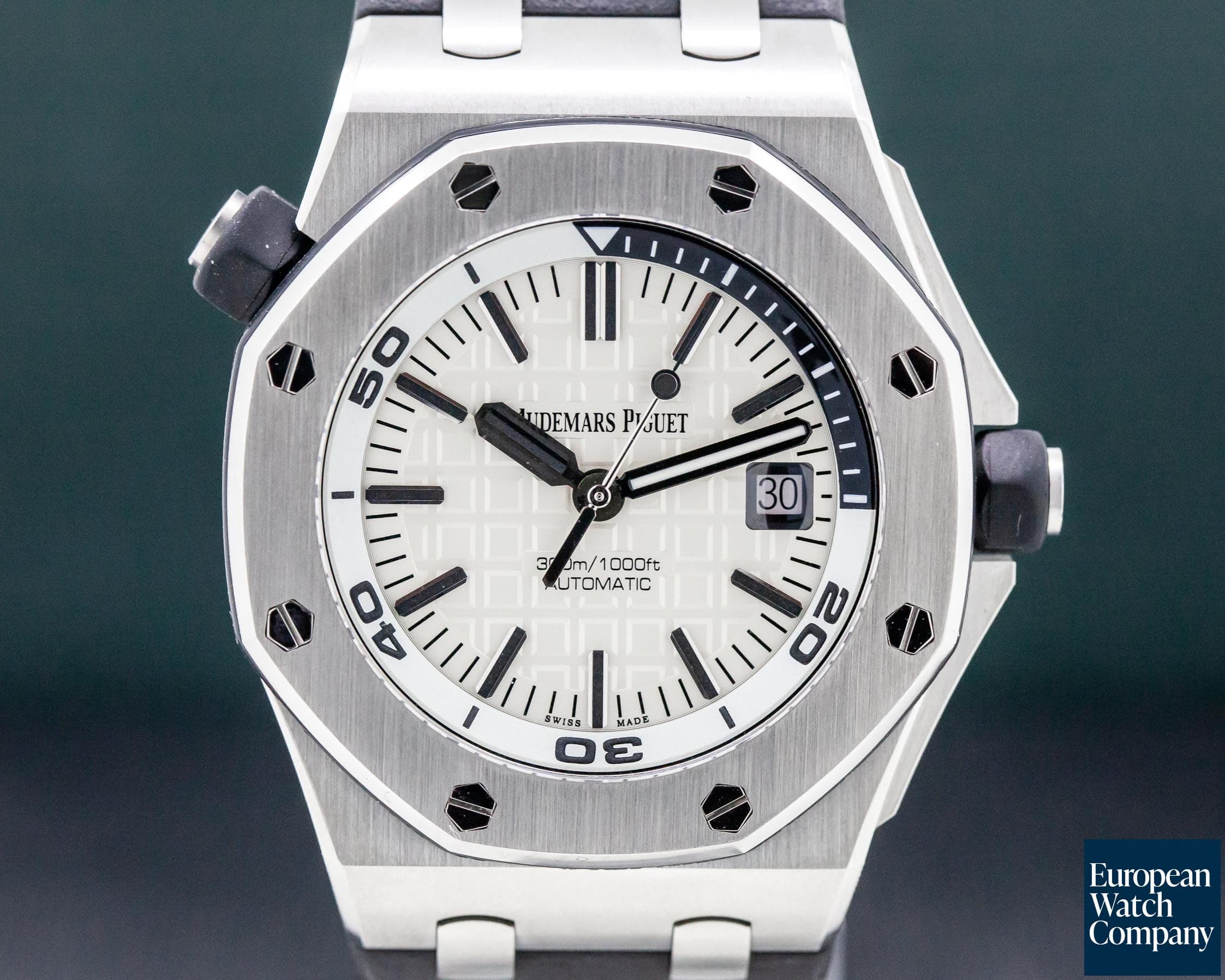 Image of Audemars Piguet Royal Oak Offshore Diver White Dial 