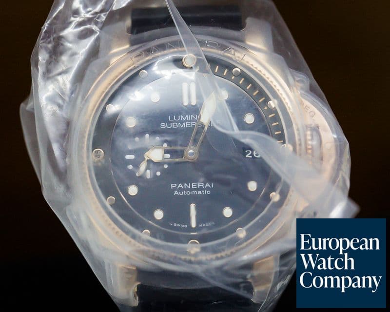Image of Panerai Luminor Submersible Rose Gold SERVICE SEALED