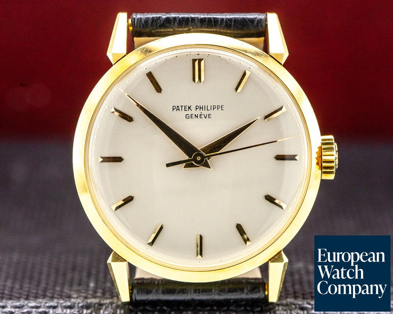Image of Patek Philippe Calatrava 18K Yellow Gold Manual Wind 35MM VERY SHARP